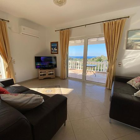 Villa Karras Питагорион Экстерьер фото