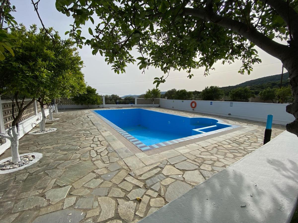 Villa Karras Питагорион Экстерьер фото