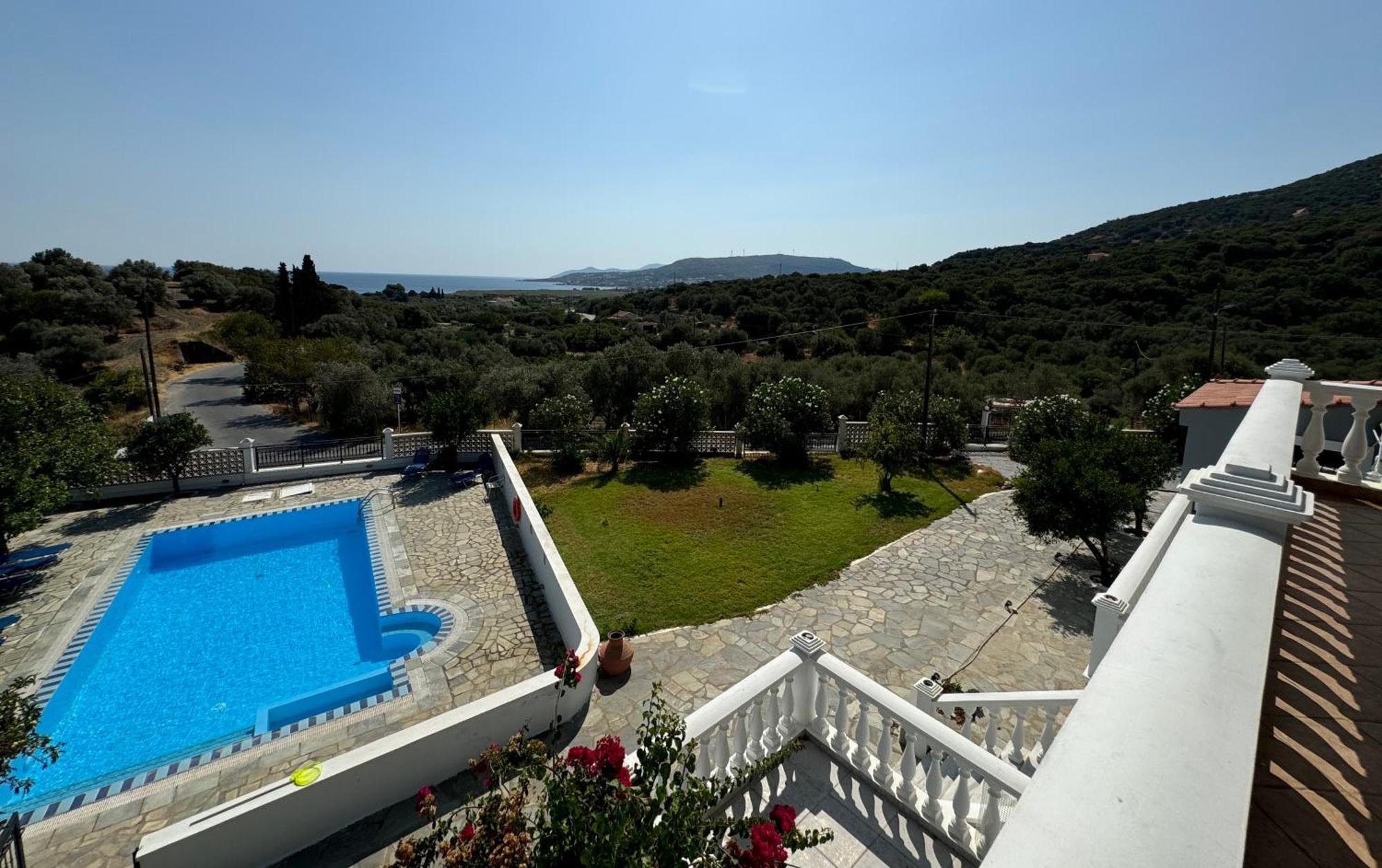 Villa Karras Питагорион Экстерьер фото